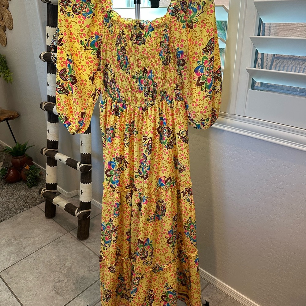 “Aloha” Yellow Floral Dress🌴🕶️
